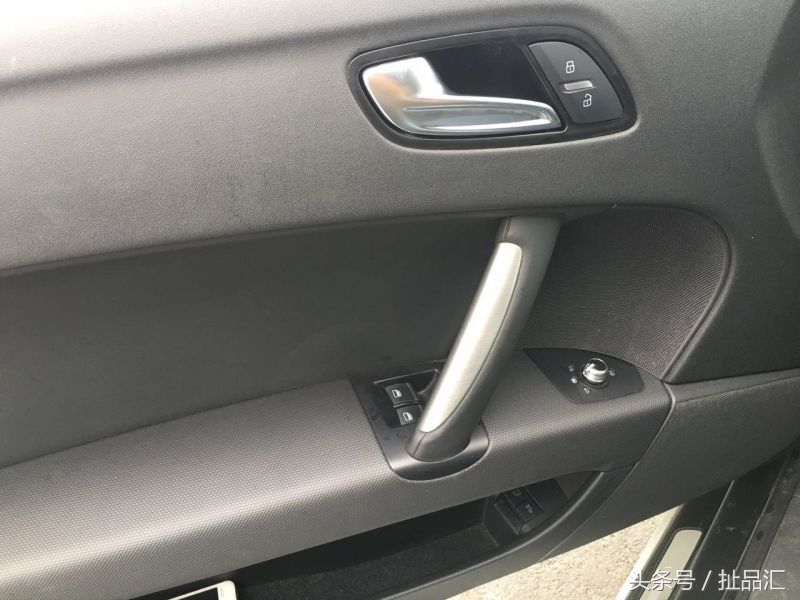 奥迪tt软顶敞篷怎么开,奥迪tt2016款ttscoupe