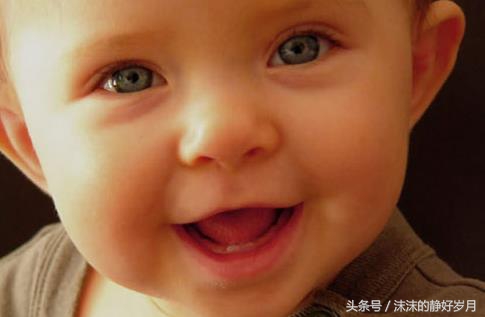 宝宝开始长牙了需要注意什么,宝宝开始长牙了要补充哪些营养