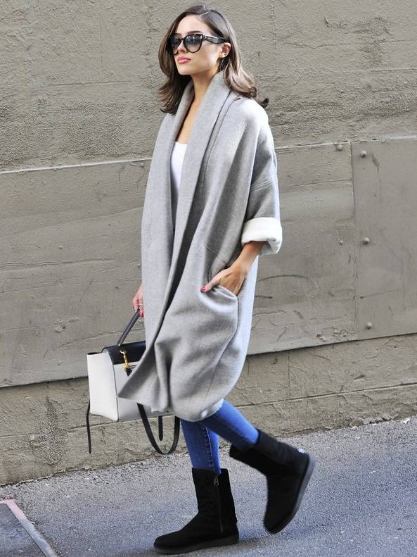 适合小个子冬天穿的雪地靴,腿短穿马丁靴还是雪地靴