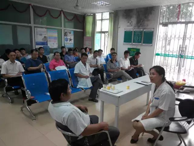 深圳人精神压力有点大，有心事可以打这9条心理热线哦亲~