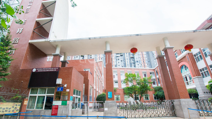 地铁3号线周边的学校,地铁7号线附近都有什么学校