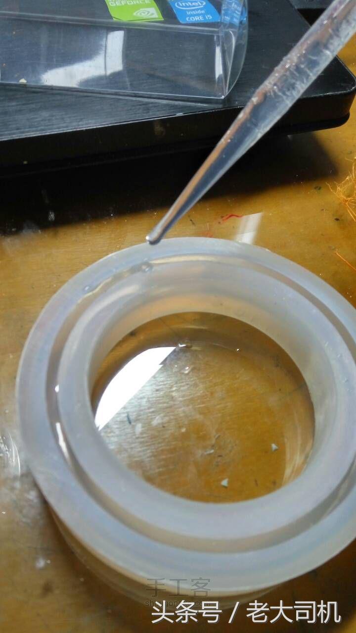 水晶滴胶和仿玉石粉怎么做手镯,毕业的时候给好朋友做滴胶手镯