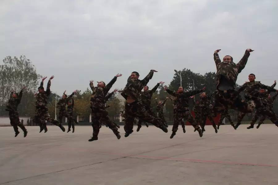 新兵出现训练伤怎么办,新兵训练被打怎么办