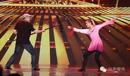 猪八戒和沙和尚联手打不过黄袍怪,猪八戒一个人可以打败三个妖王吗