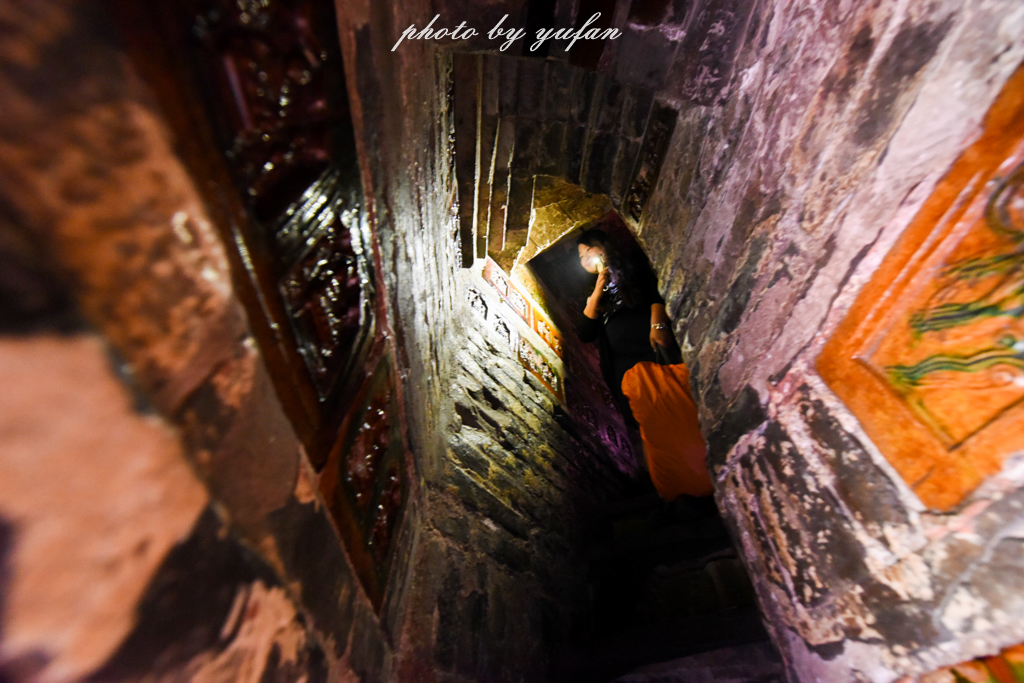 埃菲尔铁塔才区区百年，开封铁塔已矗立千年