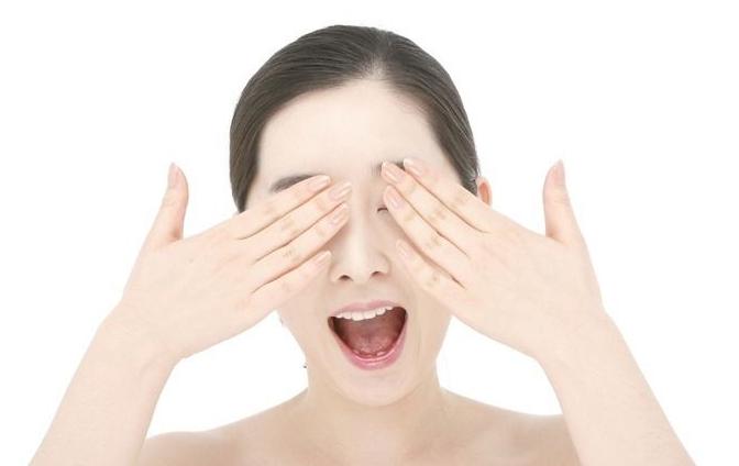 眼部抗皱去纹,眼部除皱会淡化吗