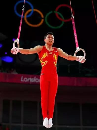 为什么说全新戴尔成就5000实力堪比吊环王？