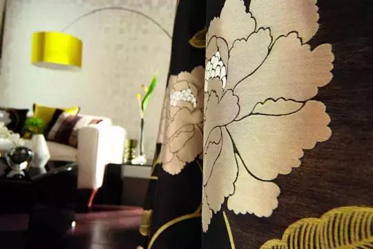 怎样揭壁纸及贴壁纸,壁纸怎么才能贴得好