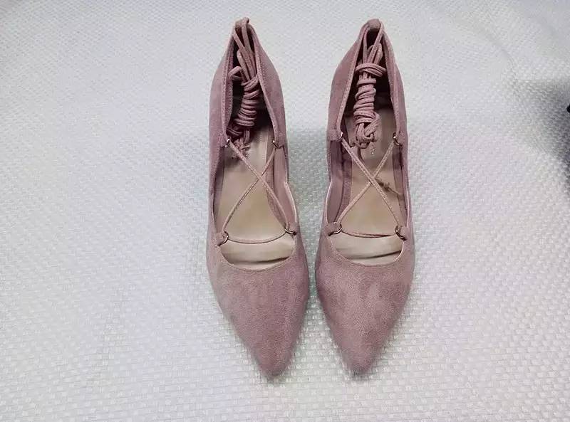 高跟鞋怎么穿不累脚不磨脚,好看不累脚的高跟鞋高端