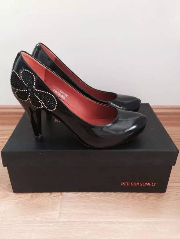 不磨脚不累脚的高跟鞋凉拖,不勒后跟不磨脚的高跟鞋