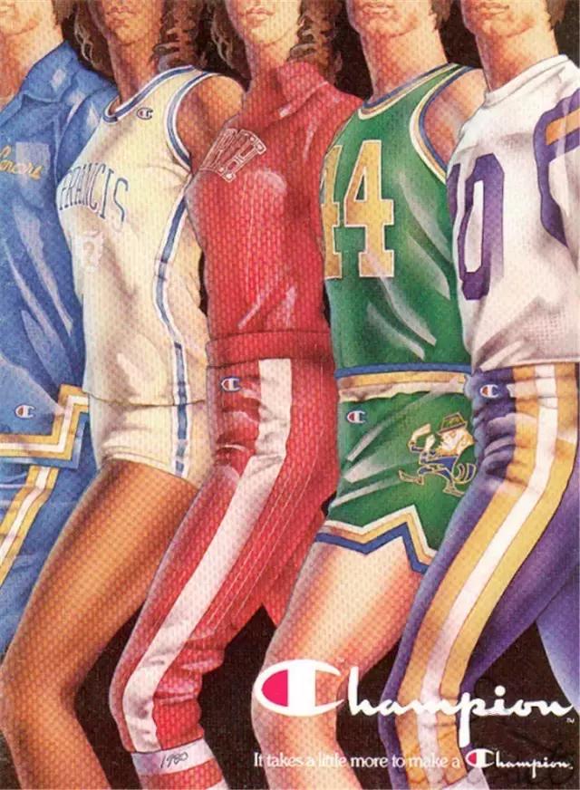 穿了一件特别新的卫衣,穿了一件很喜欢的卫衣