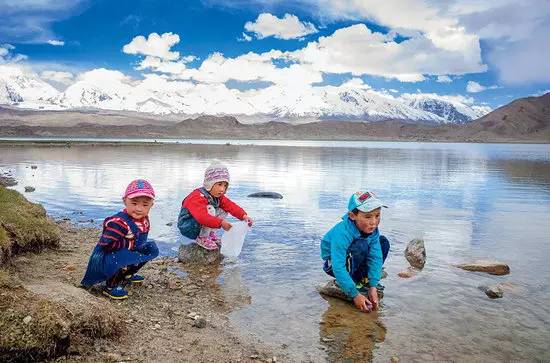 看头条后天就能从克拉玛依坐火车到喀什啦！