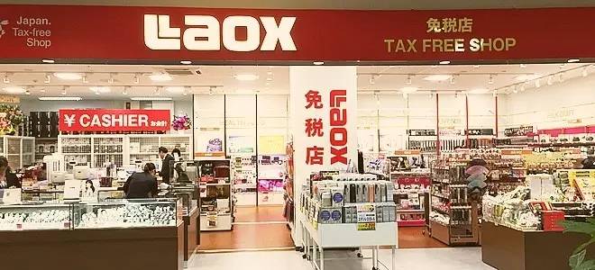 有了洲际旁的ShoppingMall，空姐空少和延误客，再不怕没地方杀时间······