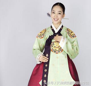 明星素颜为什么那么美，其实你也可以的！这才是真正的半永久！