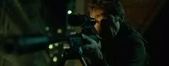 战术美学|《疾速追杀》的“枪械世界”