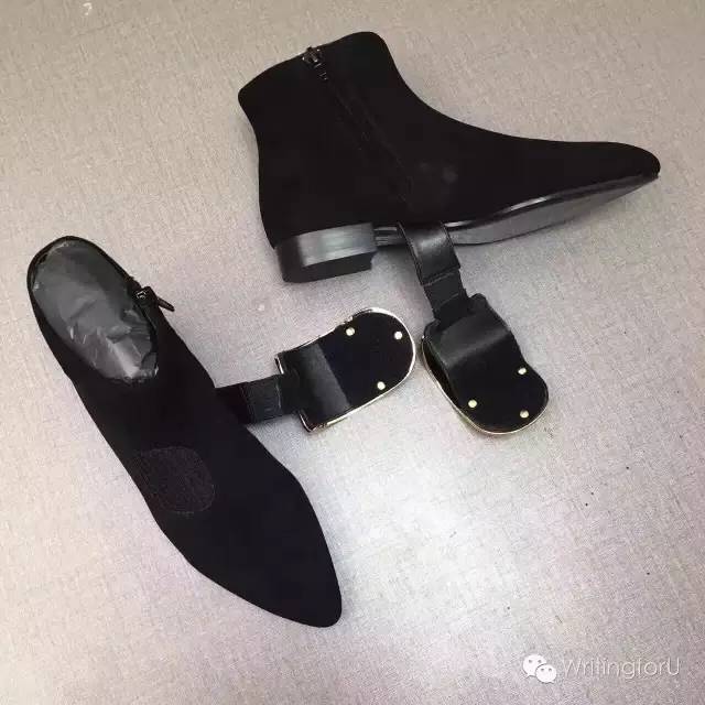 闹，你们要的靴子来了