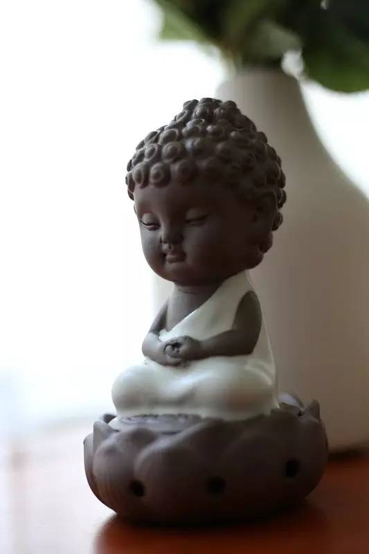 花很少的钱去挣很多钱,花很少钱就能买到的快乐