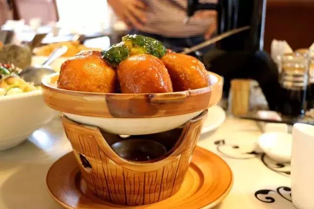 泉州海鲜界的新宠在怒吼!这条有故事的神秘鱼,带你一秒穿越侏罗