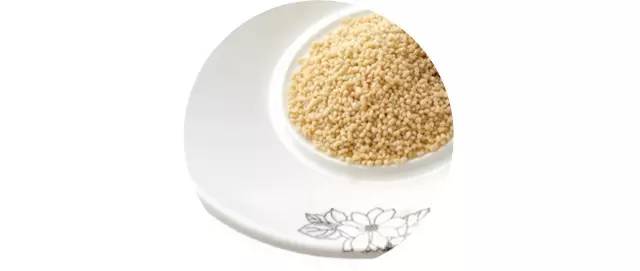 菊花味的清香,菊花的味道可以吸引好多人