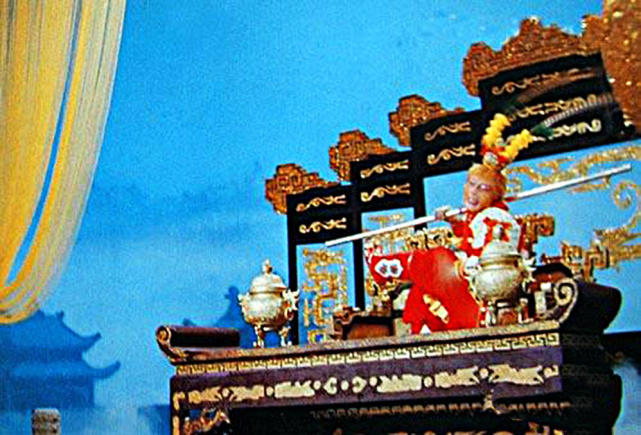 孙悟空大闹天宫一人大战十万天兵,西游记孙悟空大闹天宫十万天兵