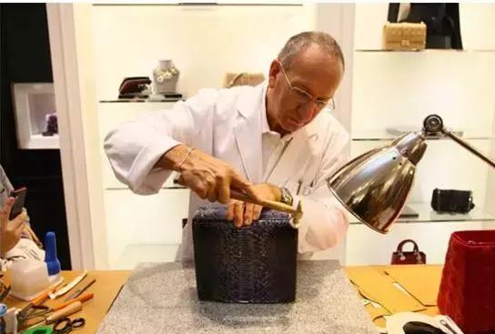 皮具护理一定要加盟品牌吗,皮具护理加盟店排行榜前十