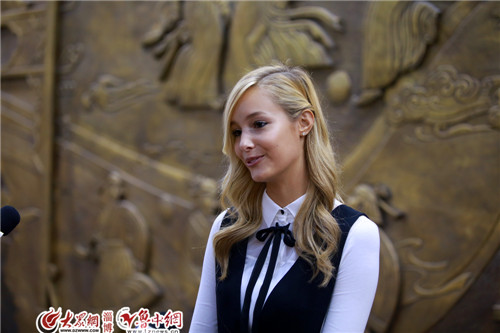 足球超模瓦尔加,超模瓦尔加