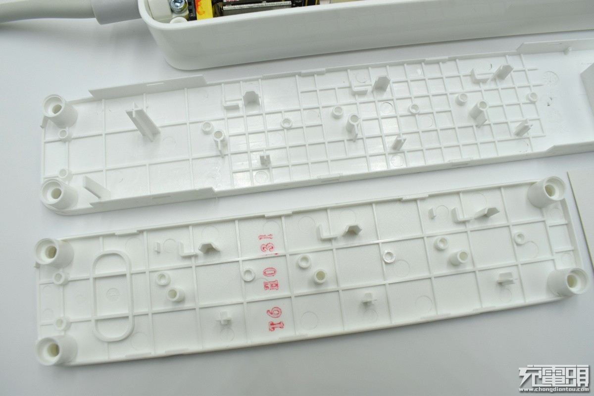 插线板评测对比,青米智能插线板测评