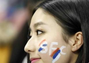 足球球迷很疯狂,足球球迷和普通球迷