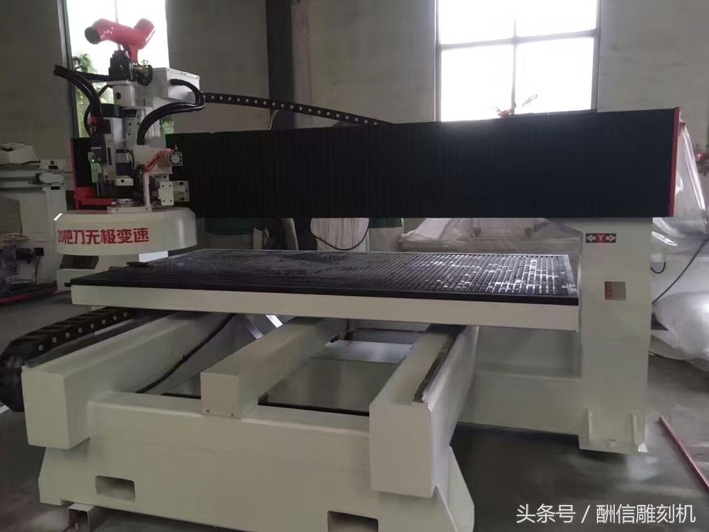 电脑雕刻机怎么操作,雕刻机的运用