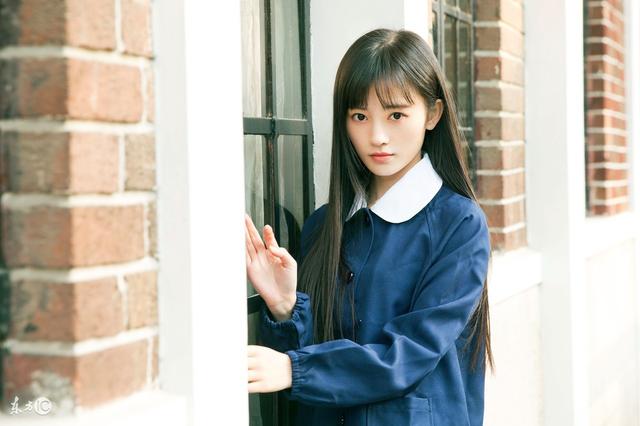 小说：小伙重生去创业，搞饥饿营销引非议，他却坚信挣大钱靠批发