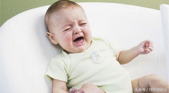 宝宝经常肚子疼呕吐是什么原因,宝宝肚子疼又呕吐怎么回事