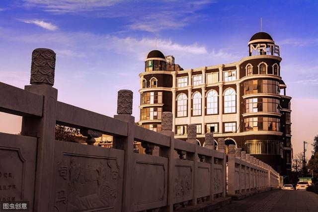 穿越到古代做捕快查案的小说,男主穿越古代当捕快小说