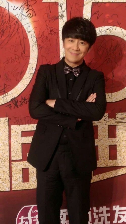 过气老戏骨窘况:农村走穴、直播捞金、情史混乱,晚节还值钱吗?