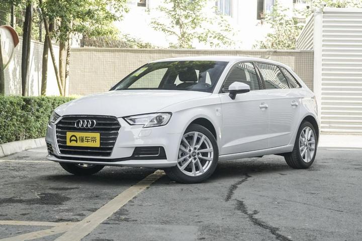 奥迪a3报发动机冷却液装置不足,奥迪a3发动机故障灯是通病吗