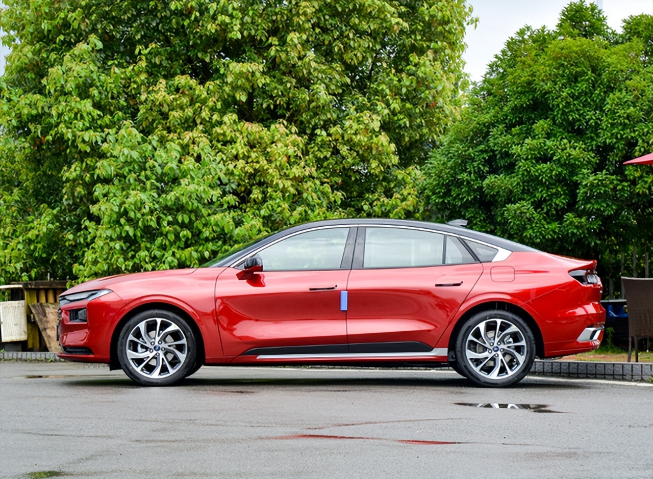 手握20万买什么二手车,手握20万预算买谁