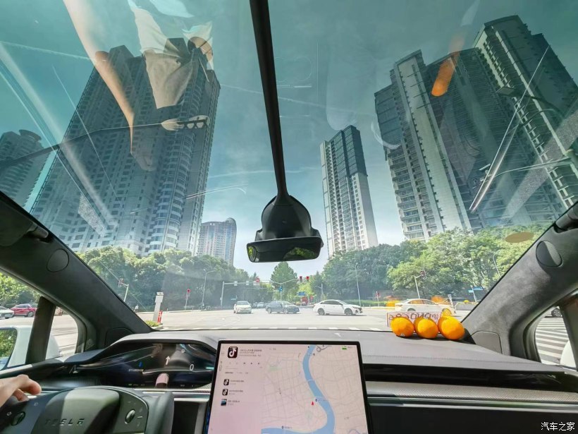 智己ls7穹顶天幕晒不晒,智己ls6有穹顶天幕吗