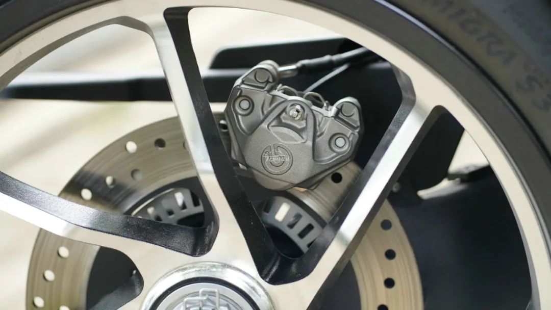 qjmotor赛550s优缺点,qjmotor赛550车型介绍