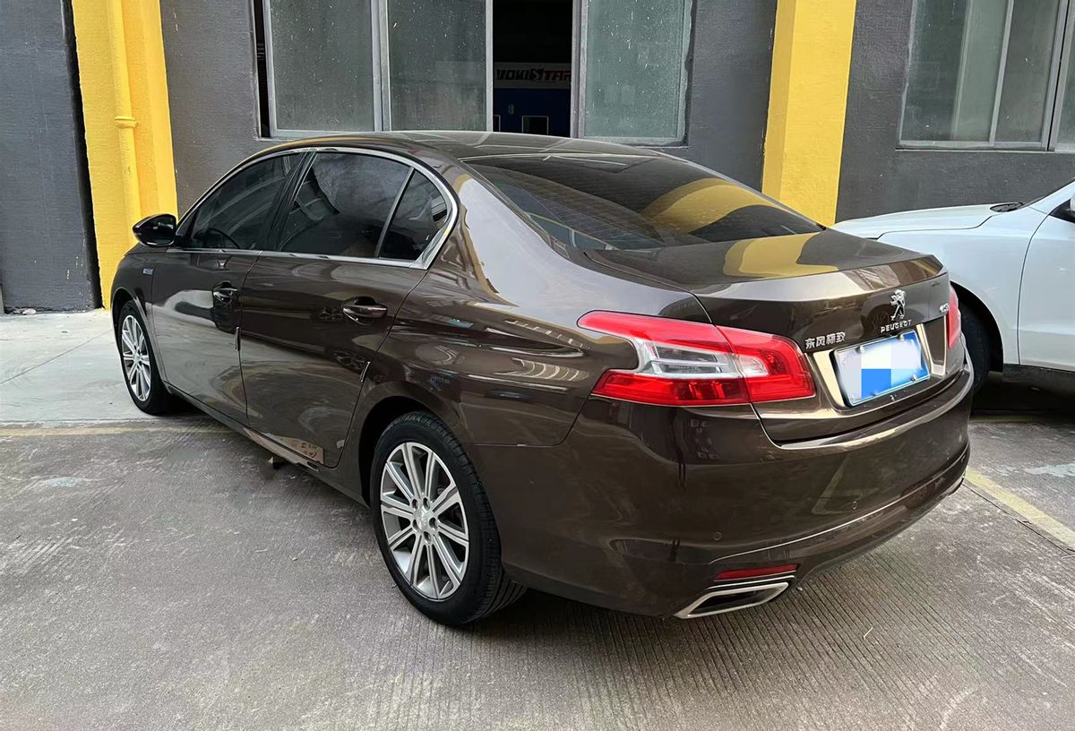 标致408买新款还是老款好,新车和二手车差价5万买哪个