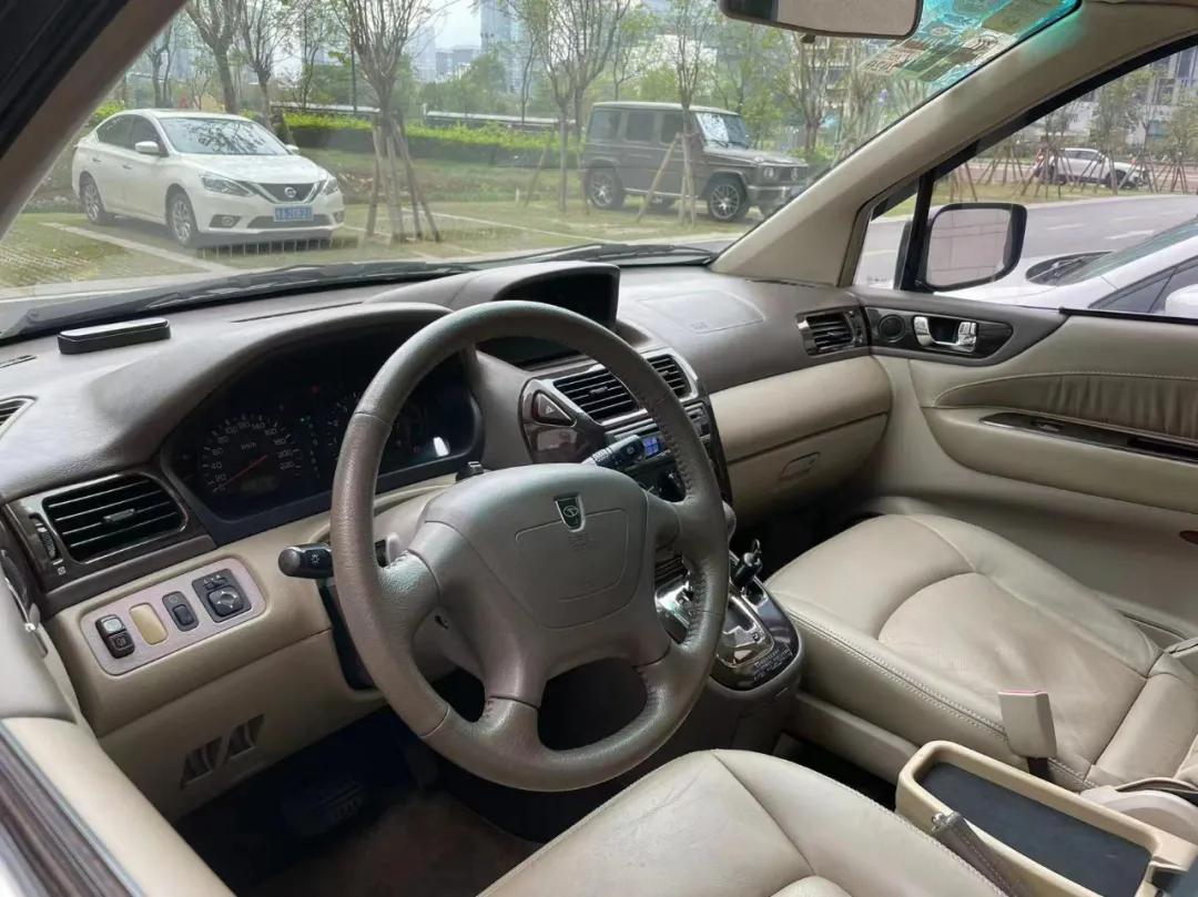 光亮如同新车丨两岸联手，2004年的东南菱绅DN6481型