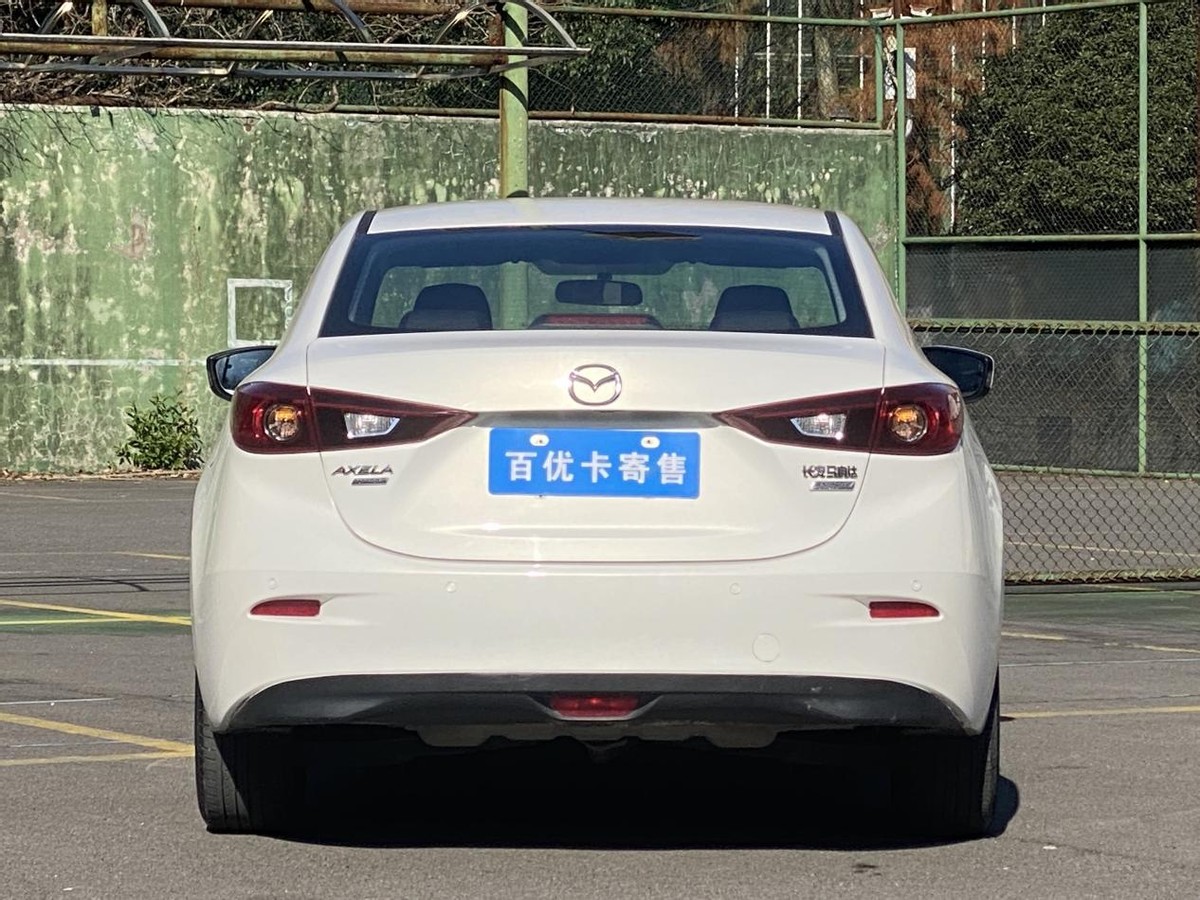 收一台昂克赛拉,收一台昂克赛拉两厢