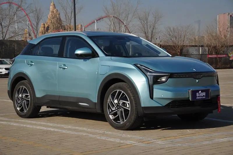 合众哪吒u落地价多少,合众哪吒u新能源汽车落地价