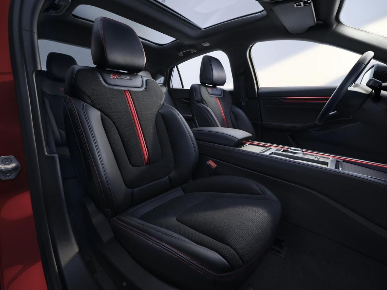 新款福特蒙迪欧沉浸式体验,福特蒙迪欧混动技术怎么样