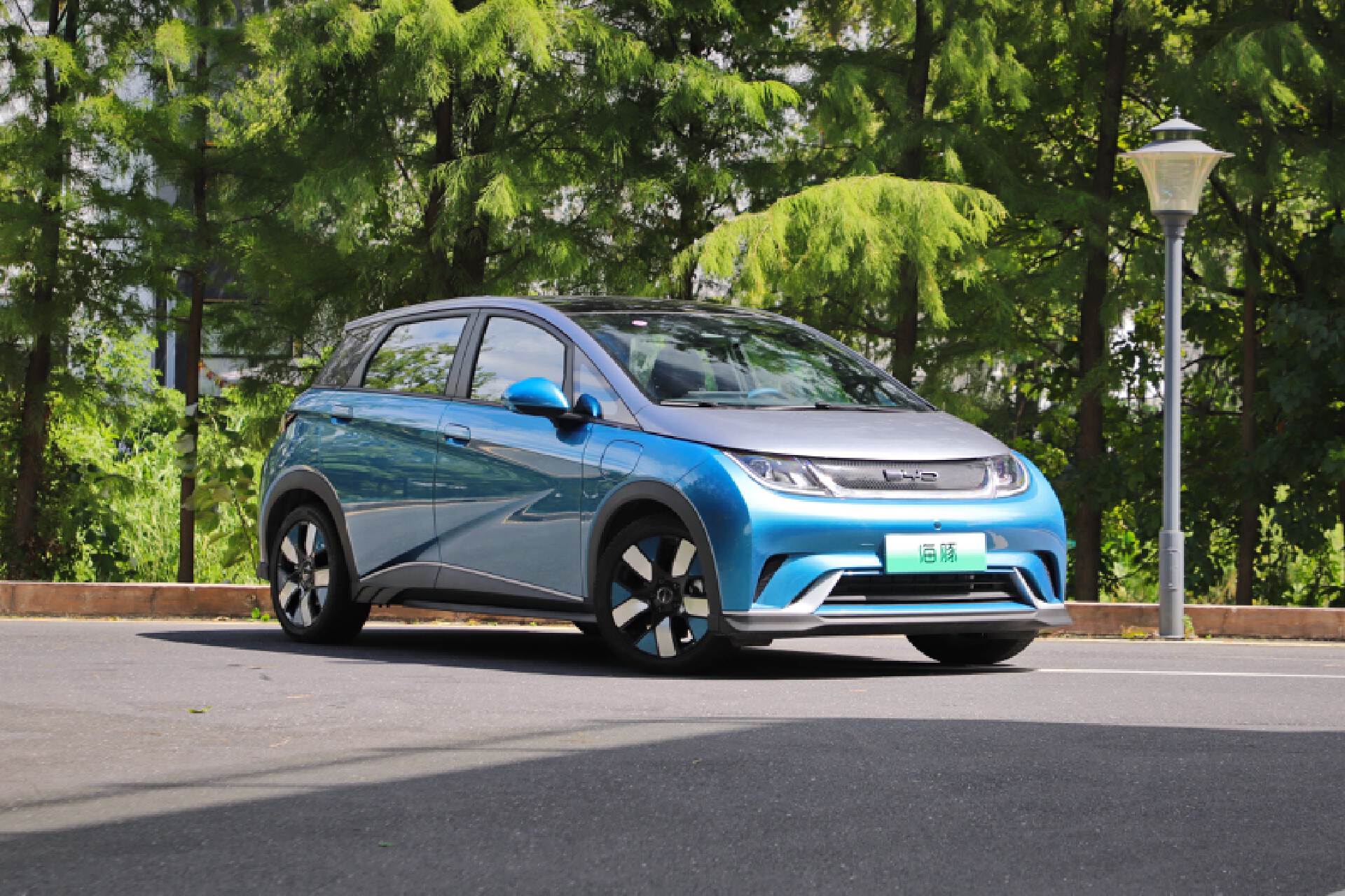 2023轿车销量排行榜比亚迪,2023年四月轿车销量排行榜