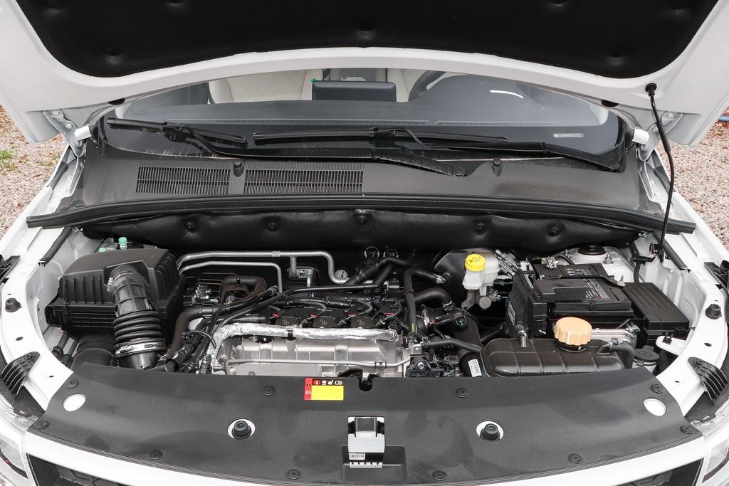 宝骏730性价比最高的国产家用轿车,宝骏730测评视频2021