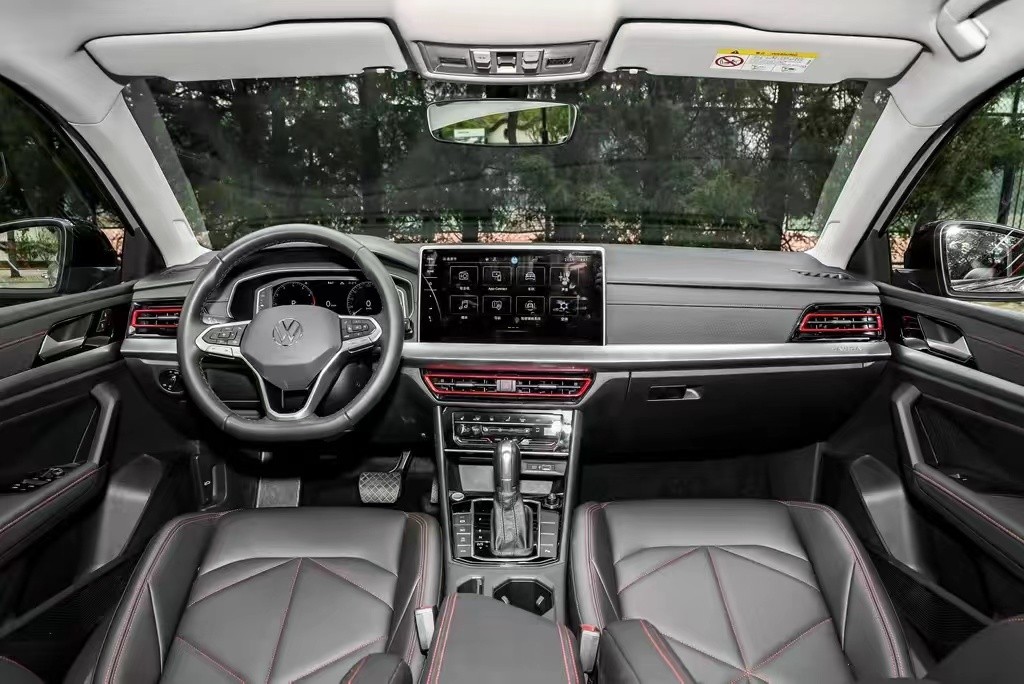 朗逸新款跟新款帕萨特,新款朗逸帕萨特哪个好看