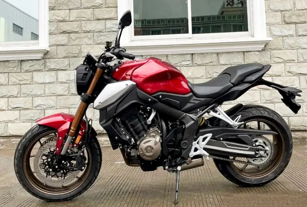 嘉爵800和cb650r有区别吗,嘉爵800四缸对比本田cb650声浪