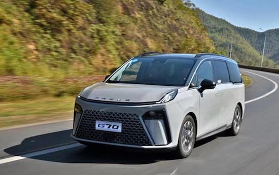 新款7座mpv推荐上汽大通maxusg90,家庭用车空间大乘坐舒服mpv