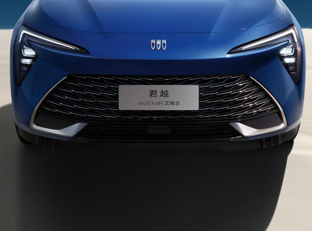 新一代别克君越上市售17.99万起,全新别克君越外观视频