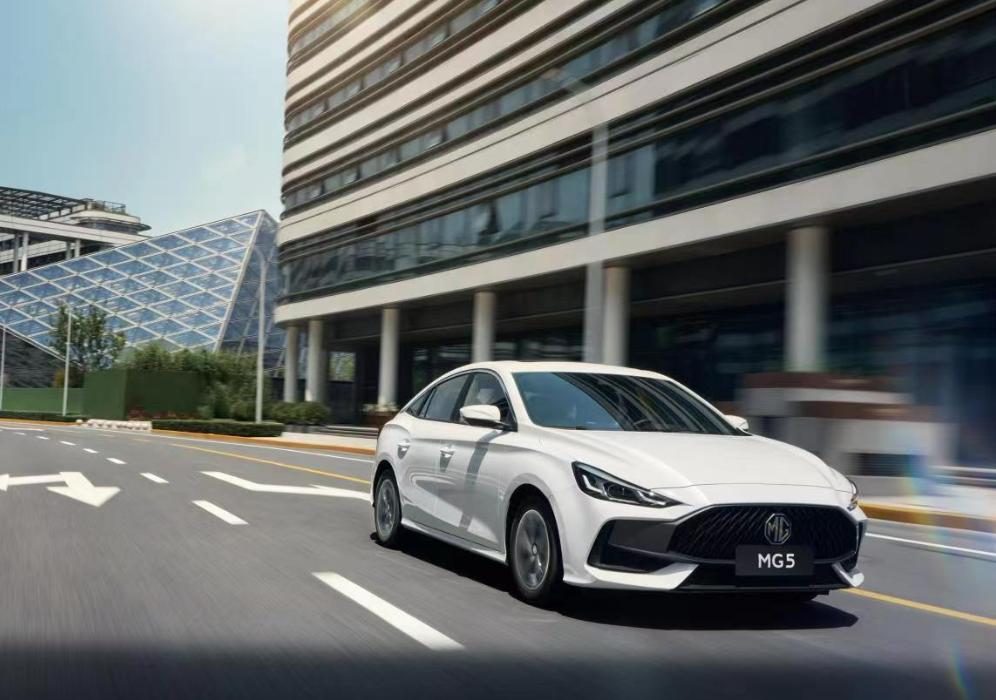 拭目以待全新名爵5,名爵52021款青奢旗舰版价格