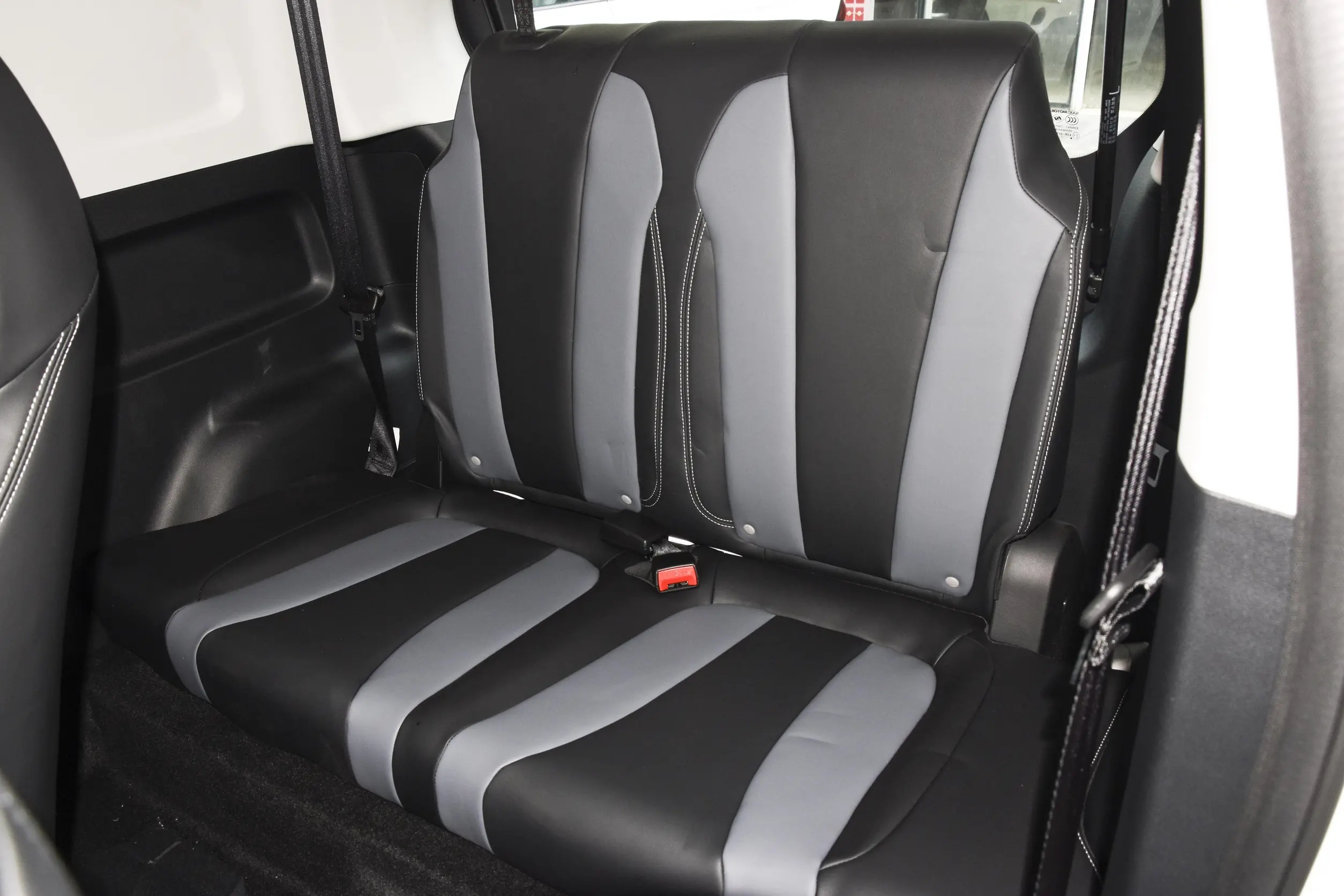 荣威科莱威2018款新能源,荣威科莱威4座clever测评